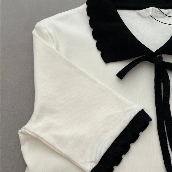 Zara Women's White Tee with Black Collar and Bow - Picture 4 of 6